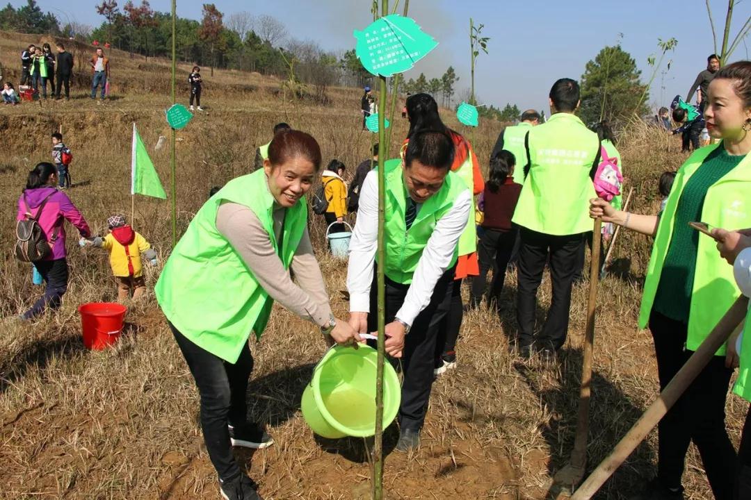 天嬌集團(tuán)開展義務(wù)植樹活動(dòng)